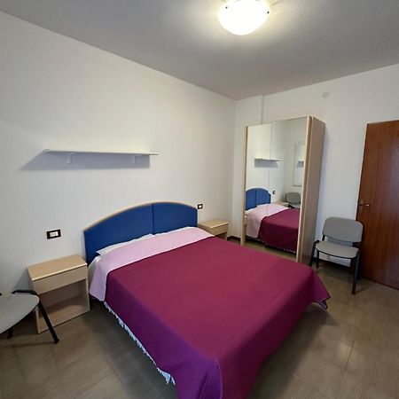 Residence Beatrice - Agenzia Cocal カオルレ エクステリア 写真